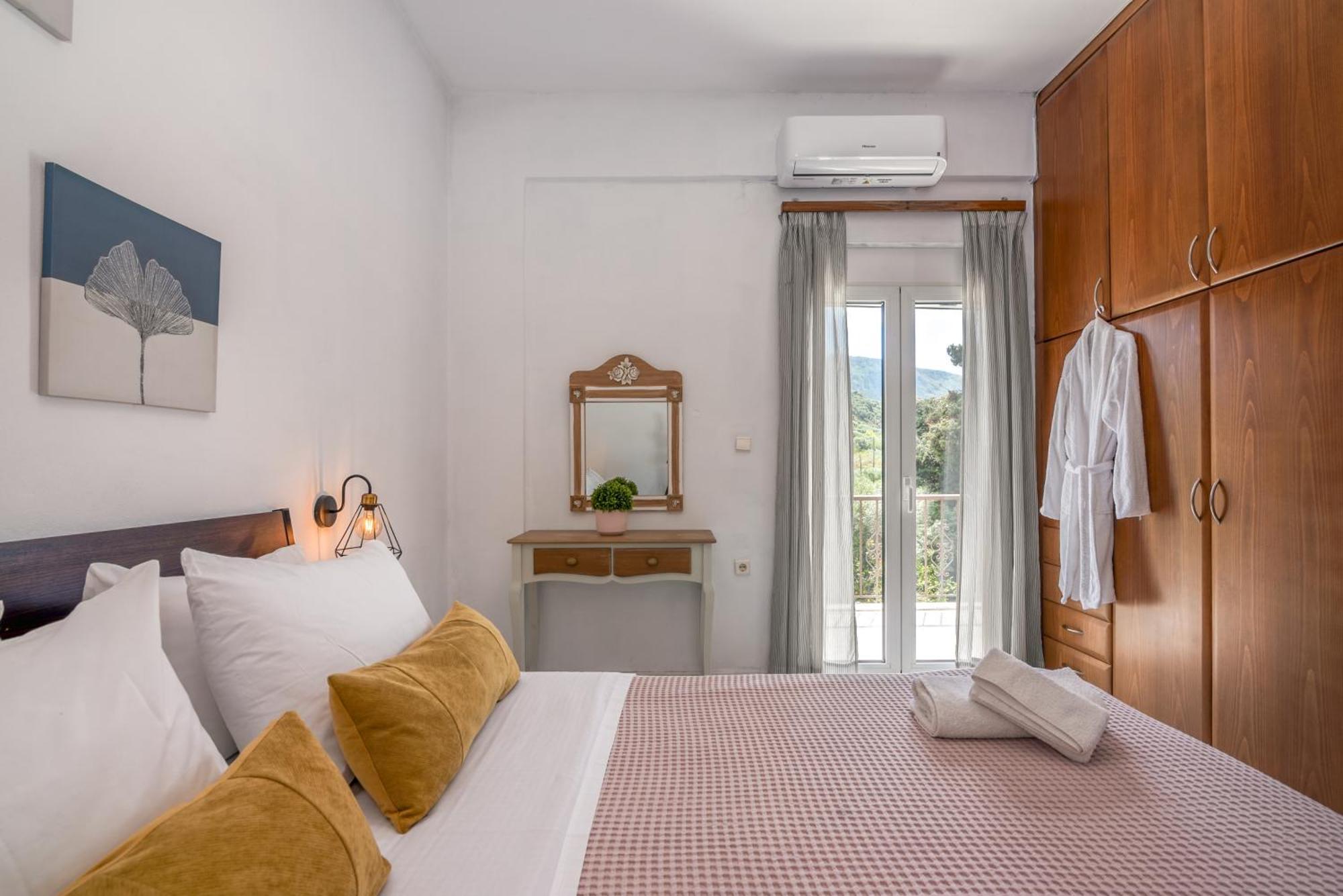 Vila Achilleas Deluxe Αpartment -Pet Friendly-Parking-Mountain View Kotsianá Exteriér fotografie